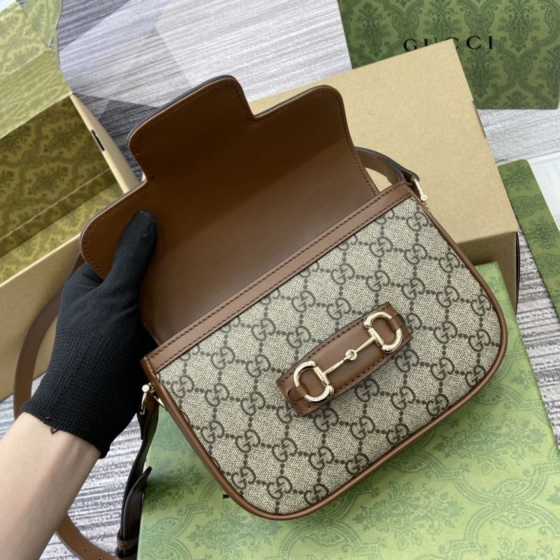 Gvc*1 horsebit bags